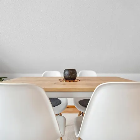 Daire Am Hainich - 59m2, 4 Personen, Kueche, Netflix, Parken, Hunde Willkommen, Nationalpark