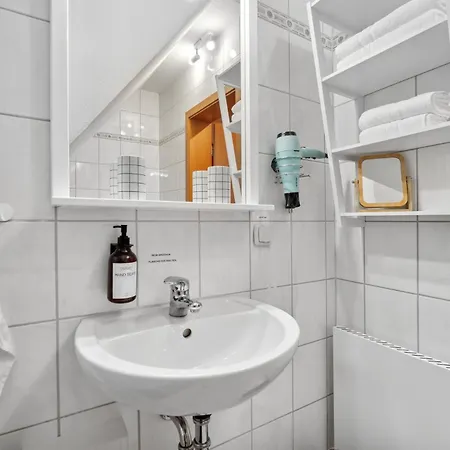 Daire Am Hainich - 59m2, 4 Personen, Kueche, Netflix, Parken, Hunde Willkommen, Nationalpark Horselberg-Hainich