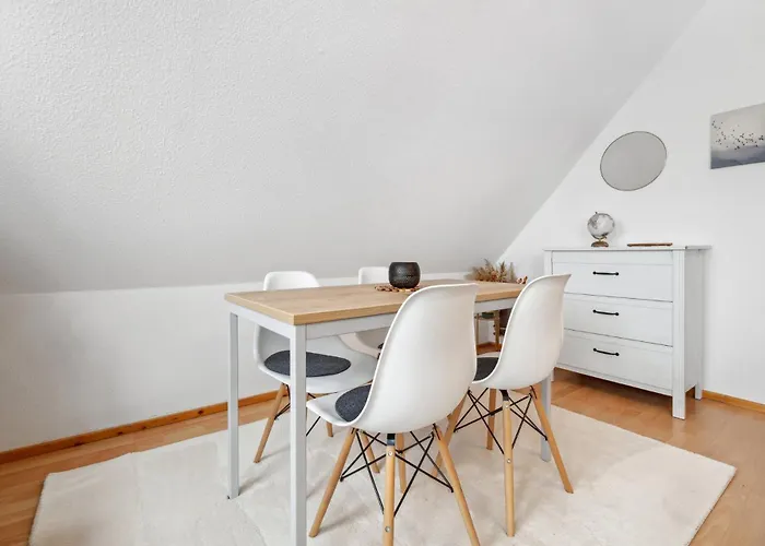 Am Hainich - 59m2, 4 Personen, Kueche, Netflix, Parken, Hunde Willkommen, Nationalpark Daire Horselberg-Hainich